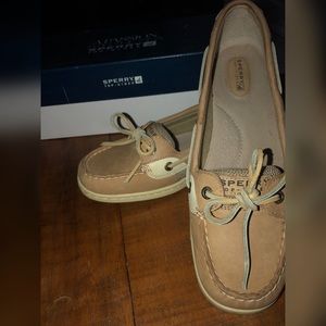 Sperry Angelfish Topsiders Size 9.5